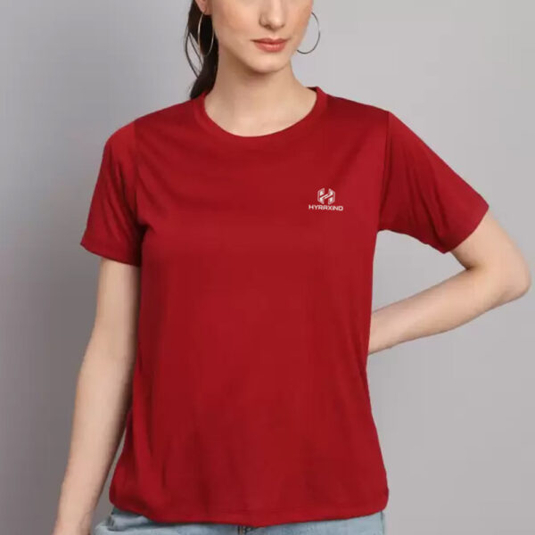 Women Solid Round Neck Pure Cotton Maroon T-Shirt
